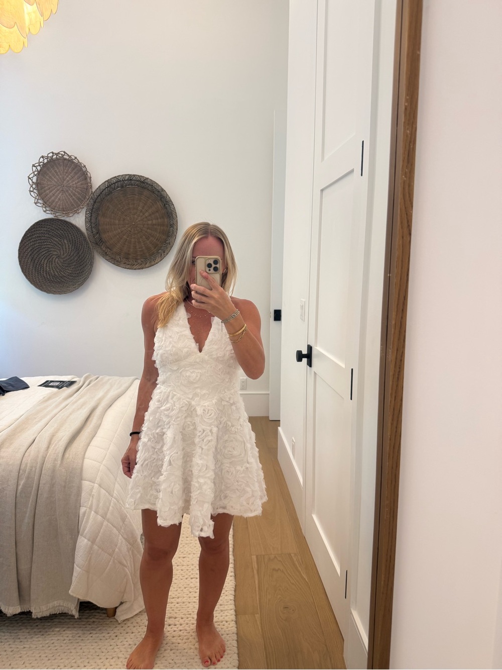 White Sleeveless Floral Appliqué V-Neck Dress